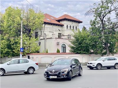 Eroilor-Calea Plevnei, Ultracentral, 600 mp, Ideal clinica, Azil batrani