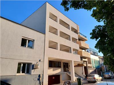 Bloc Absolut Nou |S+P+3Etaje+4Retras |7 Apartamente | Multiple Activitati